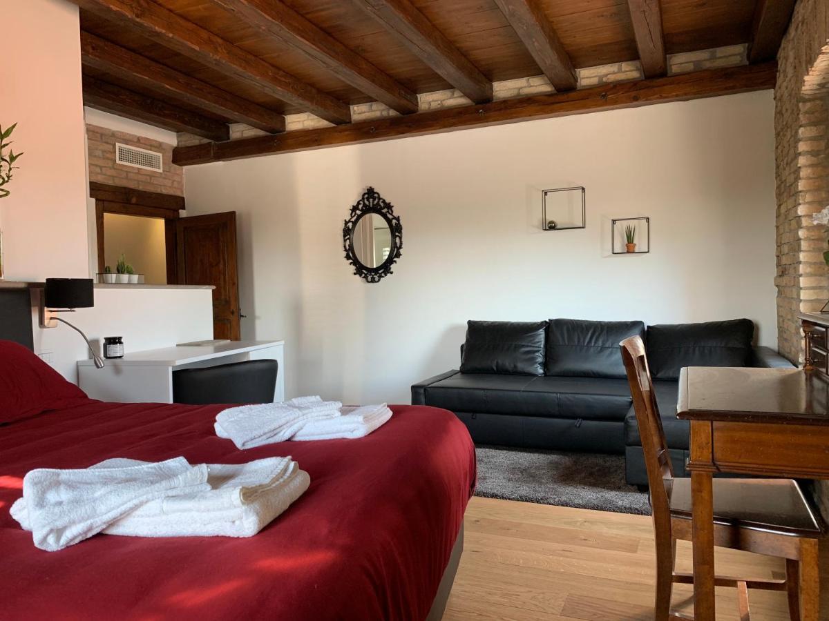 B&B La Corte Dei Vizi Clauiano Екстер'єр фото